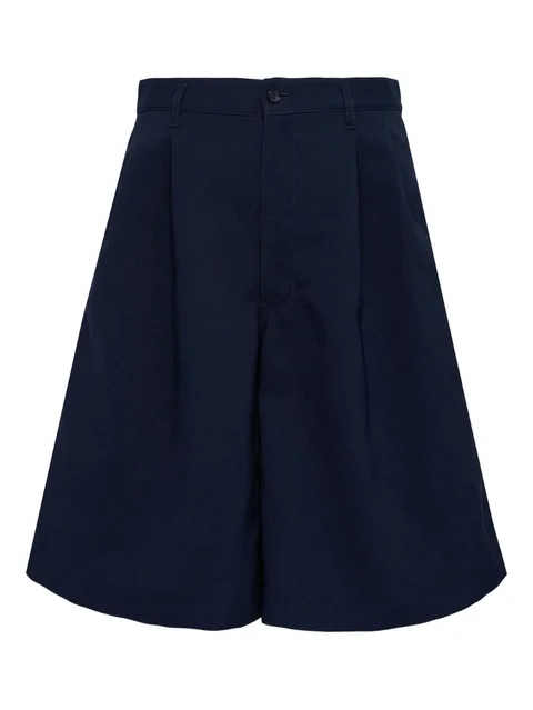 contrast-pocket shorts