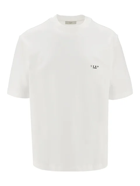 logo-embroidered T-shirt
