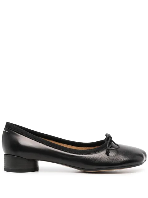Anatomic classic ballet flats