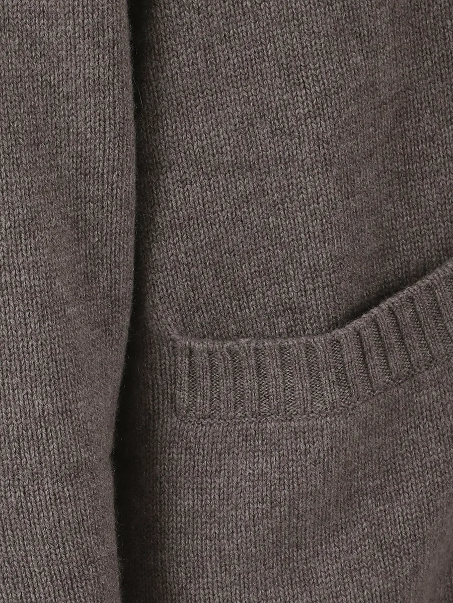 pocketed buttoned cardigan 6