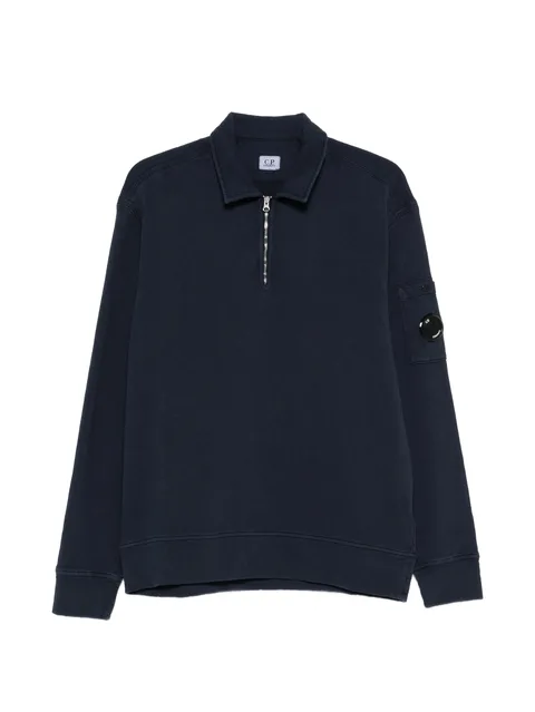 zip-fastening pocket sweatshirt