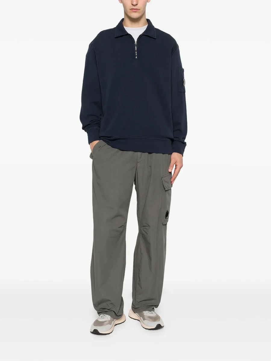 zip-fastening pocket sweatshirt 4