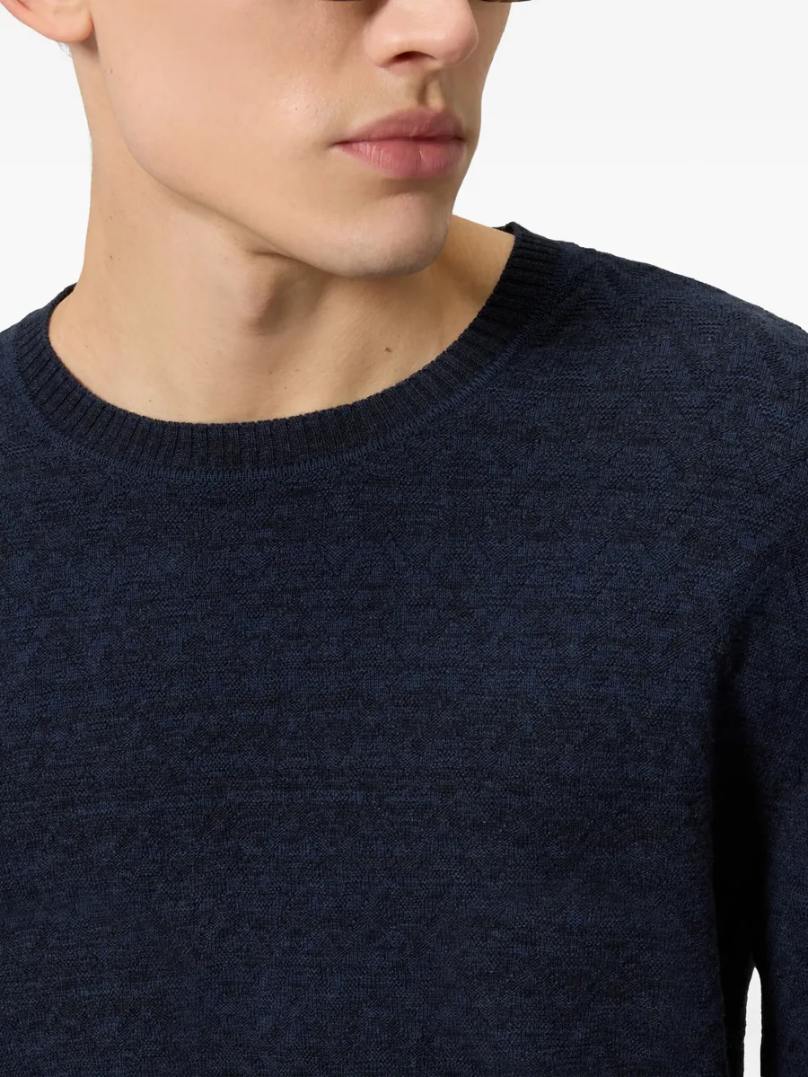 patterned crewneck jumper 8