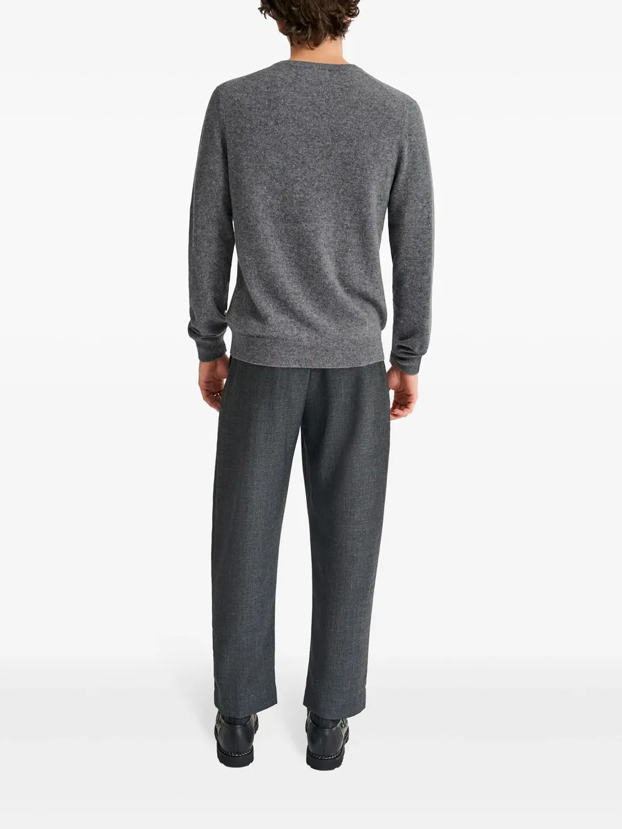 V-neck cashmere jumper 5