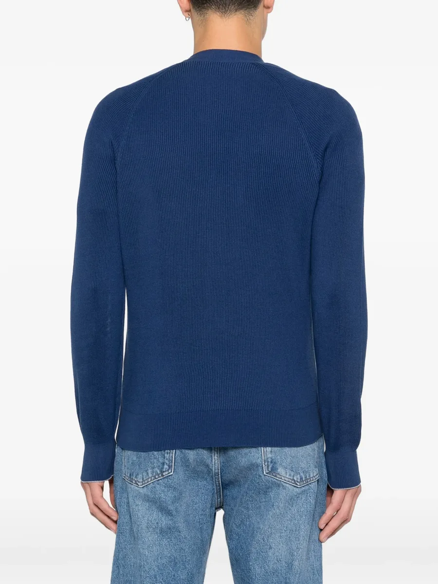 buttoned V-neck sweater 7