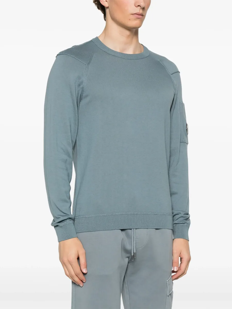 Lens-detail sweater 6