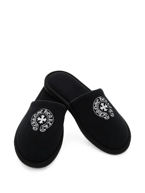 Hotel embroidered slippers