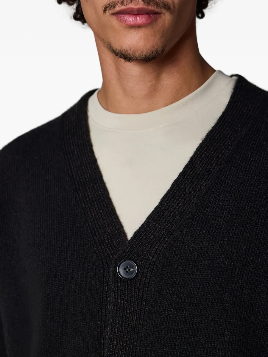 V-neck buttoned cardigan 8