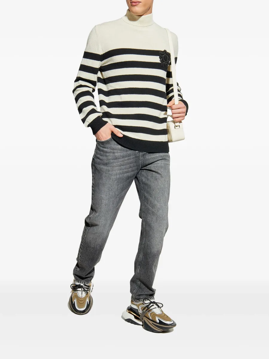 striped-pattern sweater 3