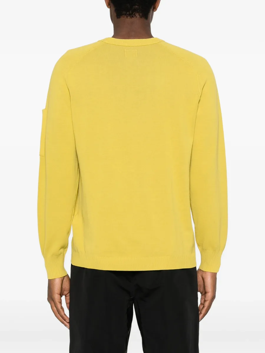 Lens-detail sweater 7