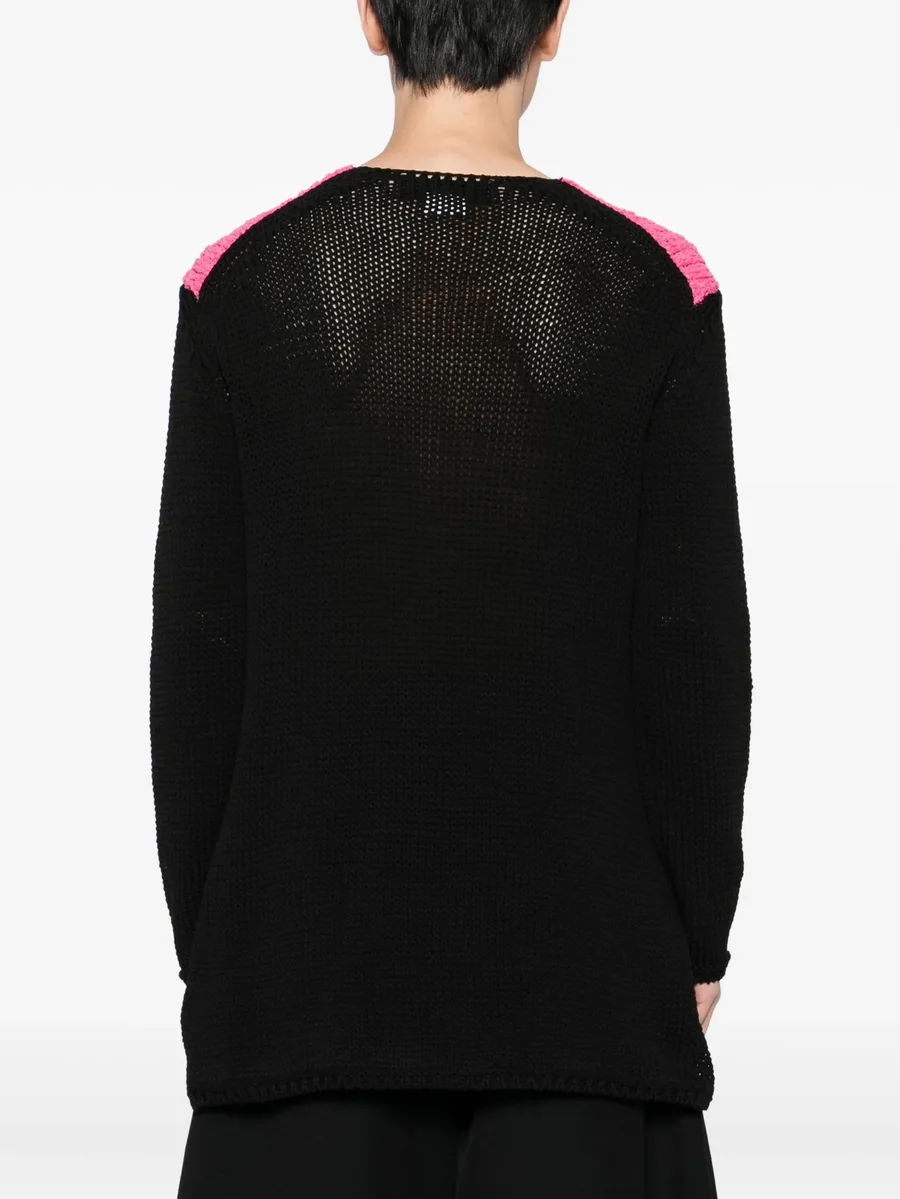 contrast-color jumper 7