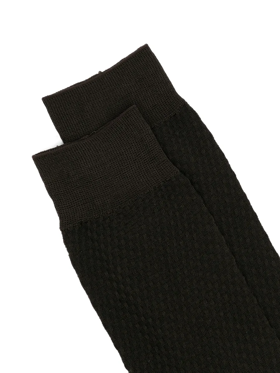 textured socks 4