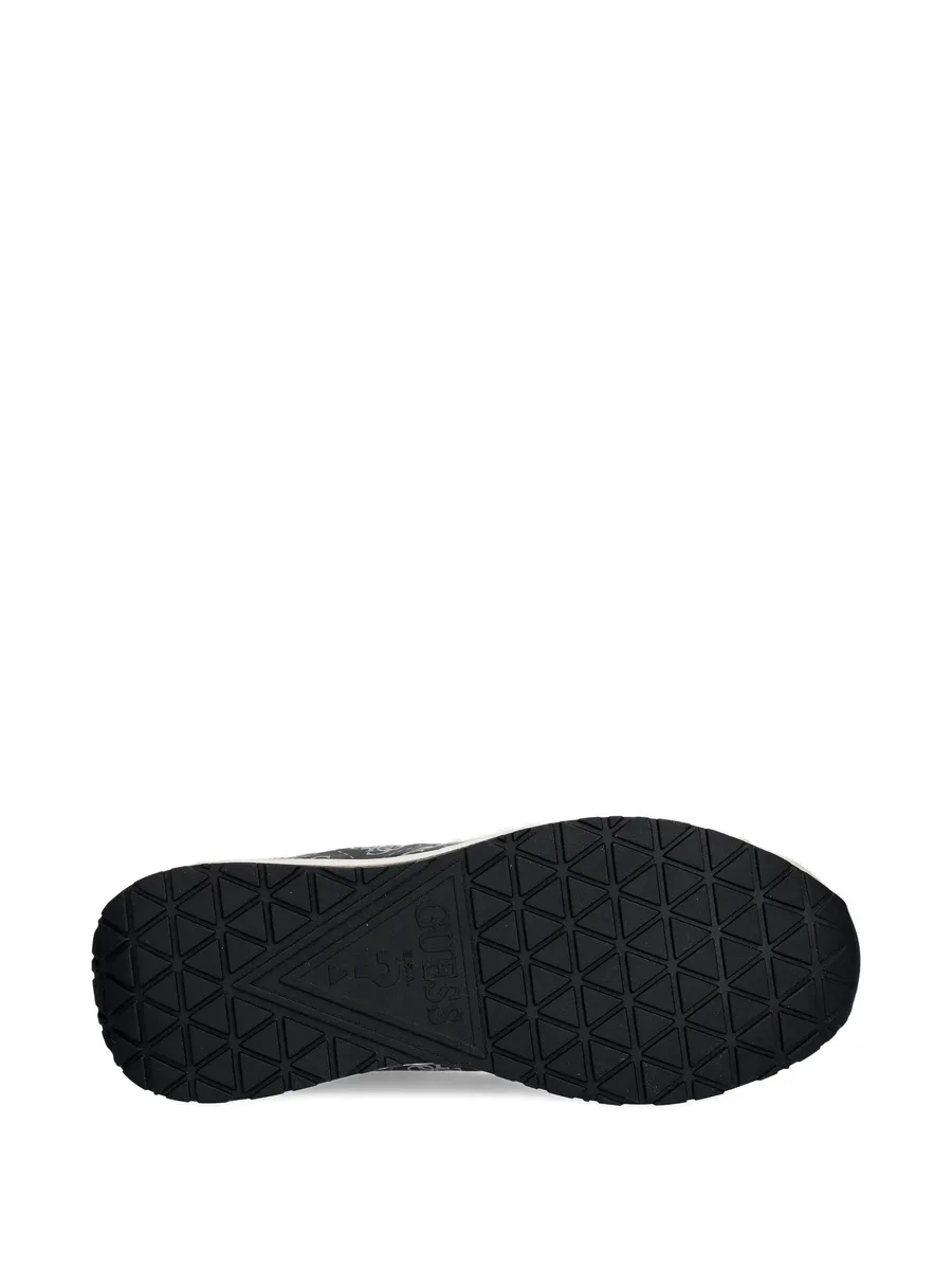 Aria logo-print sneakers 10