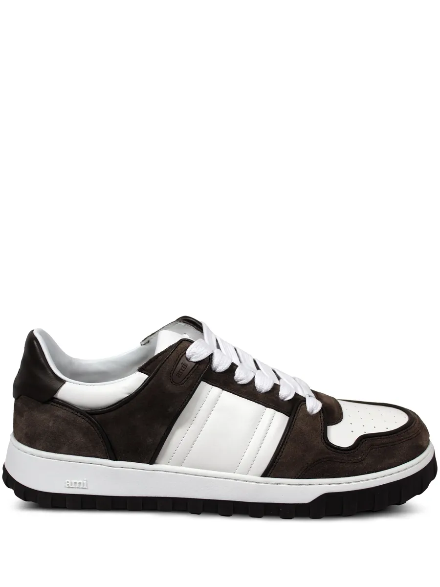 Walk sneakers 2