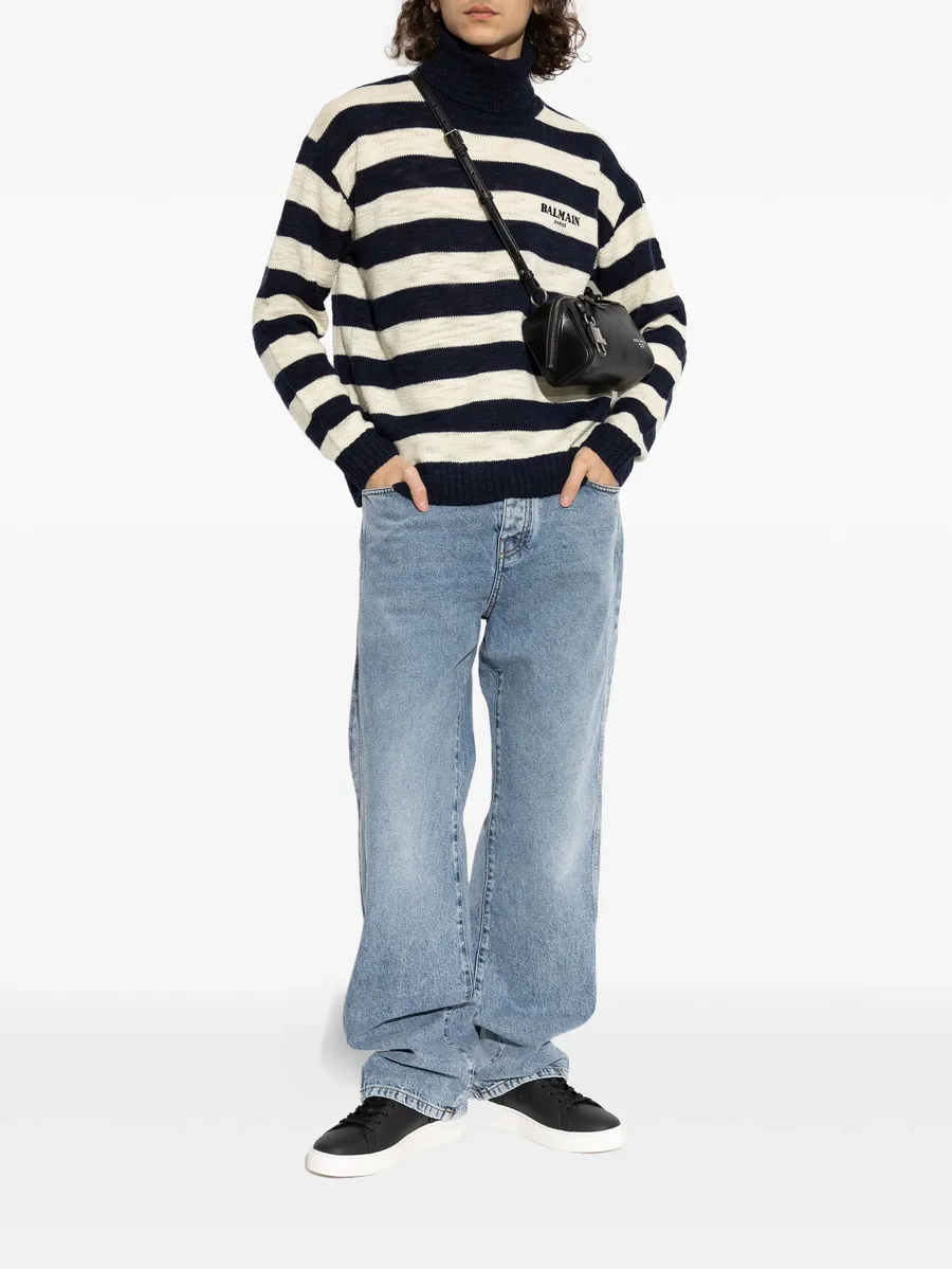 полосатый свитер с вышитым логотипом 3