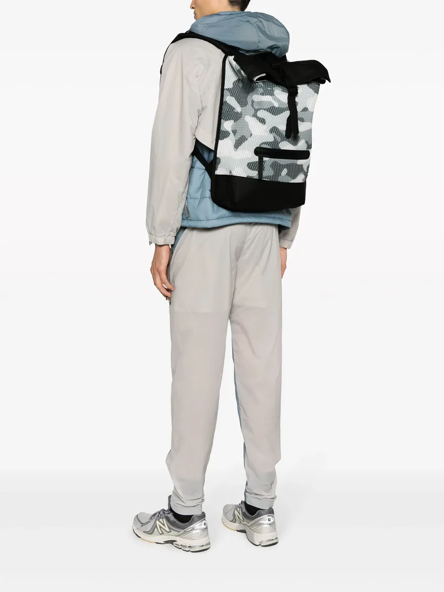 фактурный рюкзак с камуфляжным принтом 2
