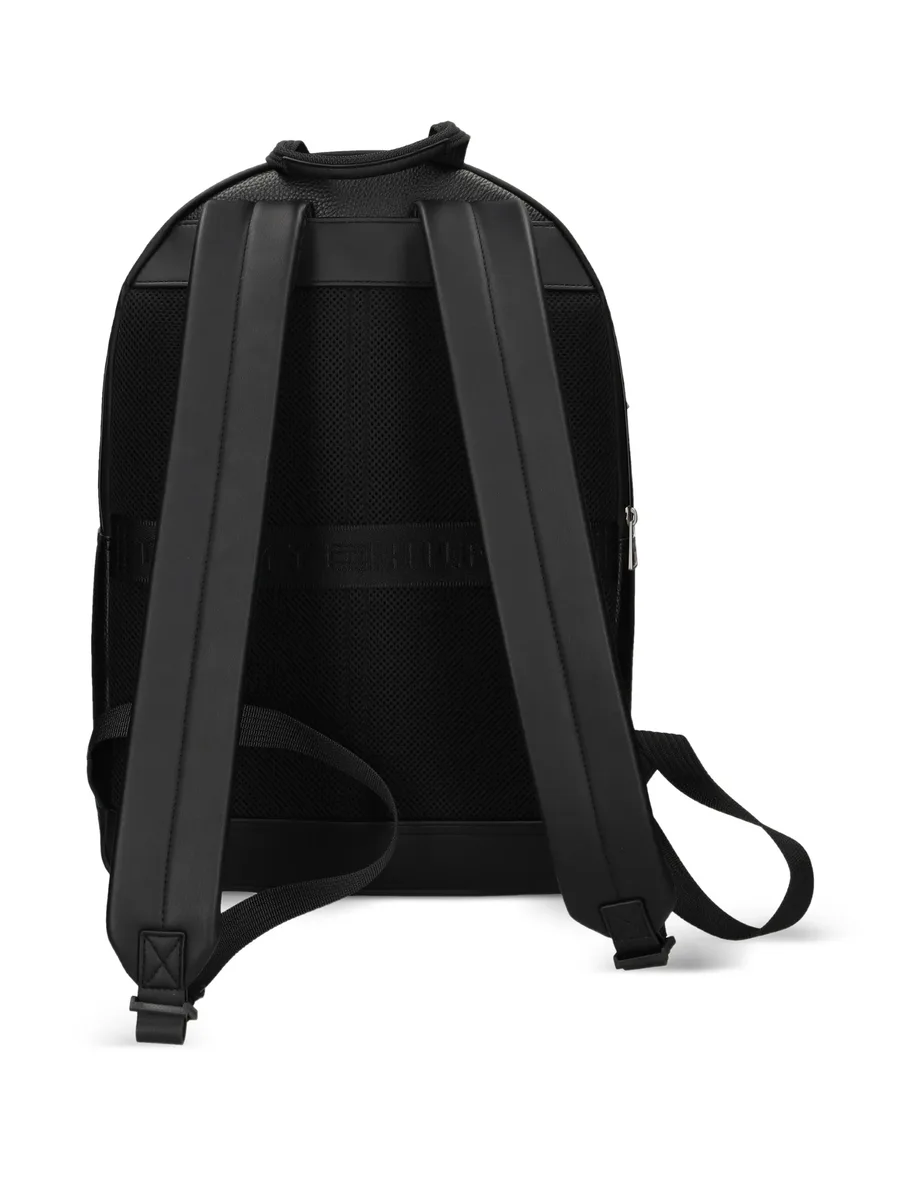 zip backpack 2