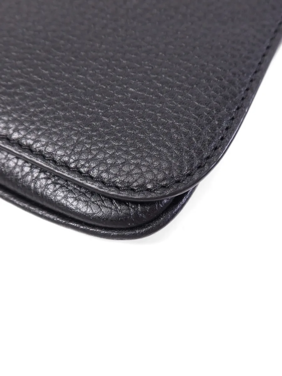logo-embossed chain-link shoulder bag 13