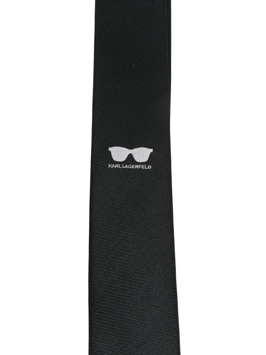 logo tie 6