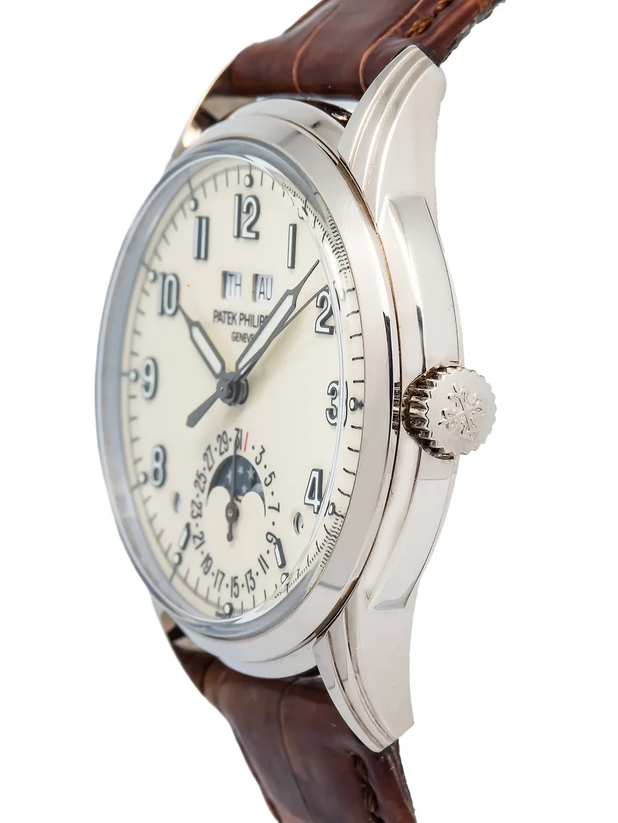 Cream Round 40mm Perpetual Calendar 8