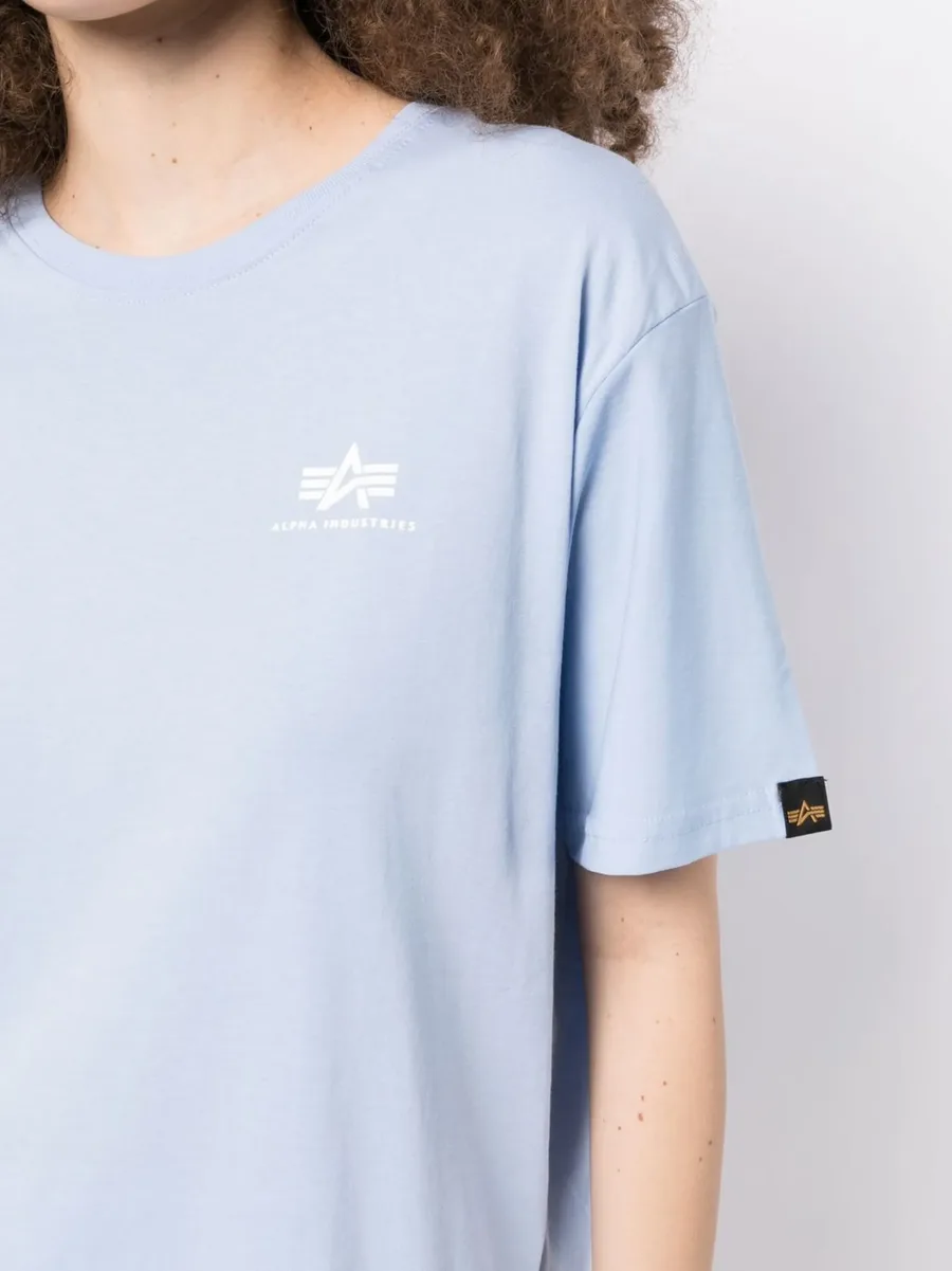 chest logo-print detail T-shirt 10