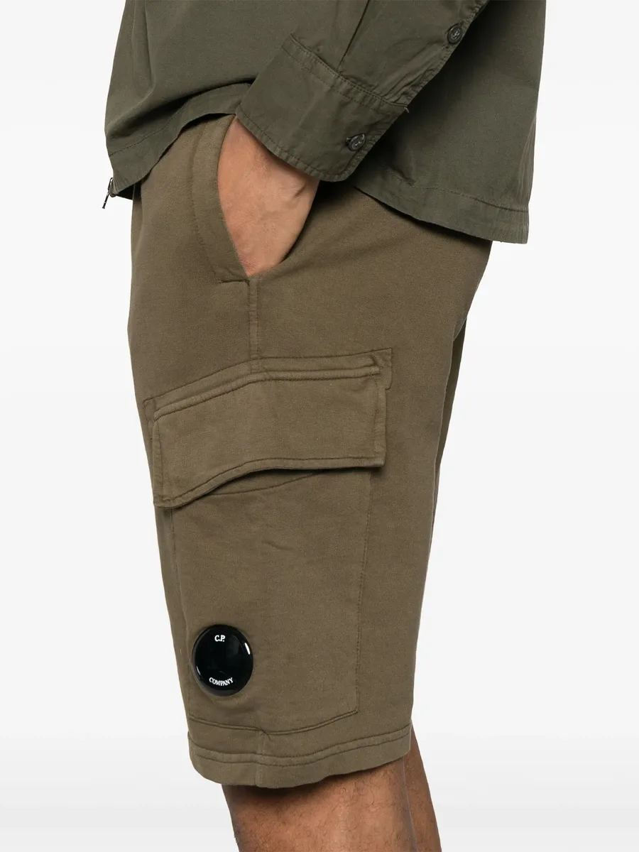 Lens-detailed track shorts 10