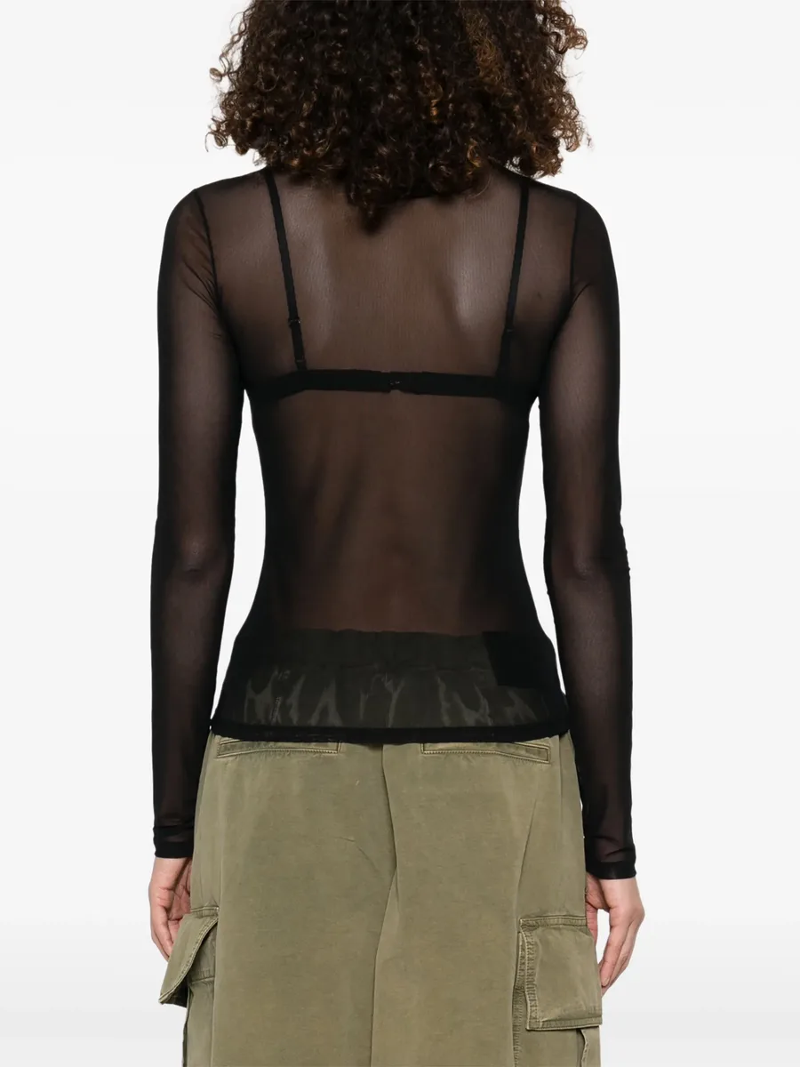 футболка с логотипом 8