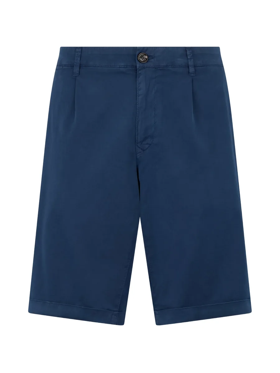 darted Bermuda shorts 2