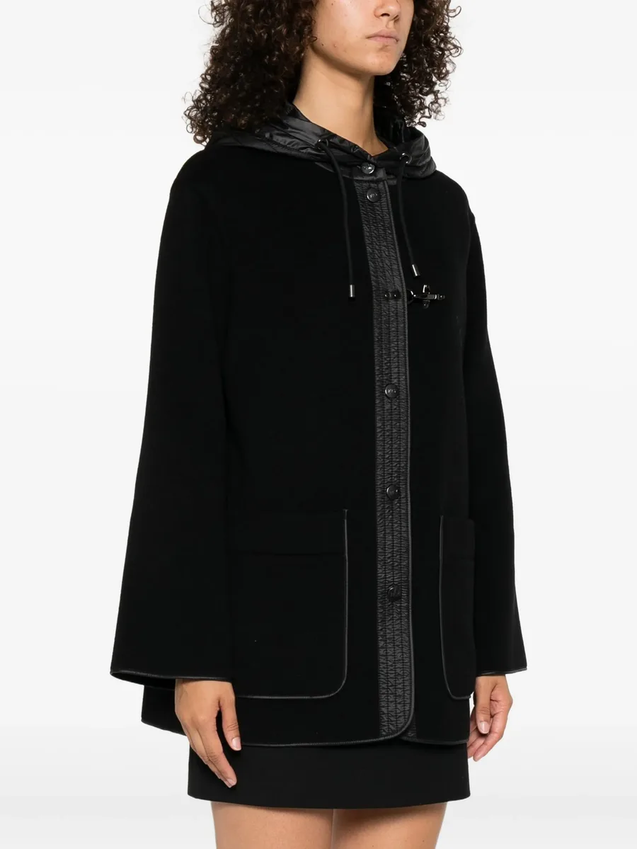hooded toggle-fastening coat 6