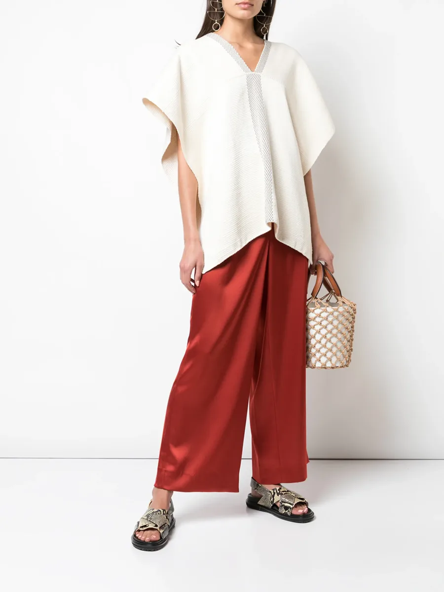 short-sleeve flared sweater 4