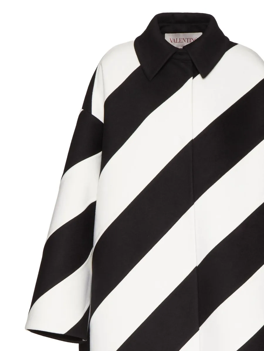 Compact Drap Strhype coat 3