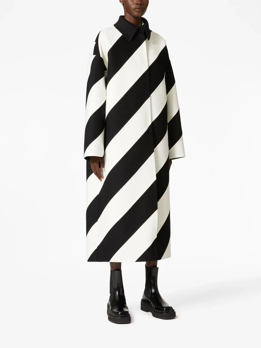 Compact Drap Strhype coat 6