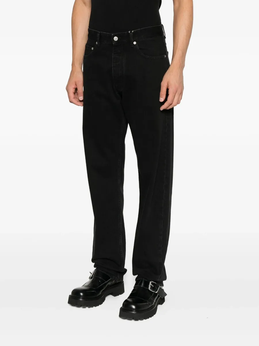 button-fastening jeans 6