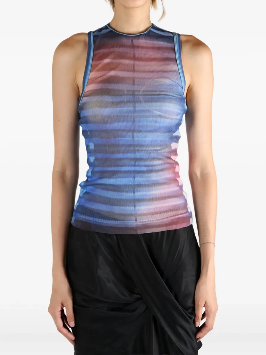 striped-pattern mesh top 3