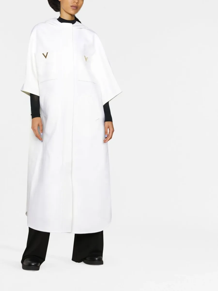 VGold hooded cape 4