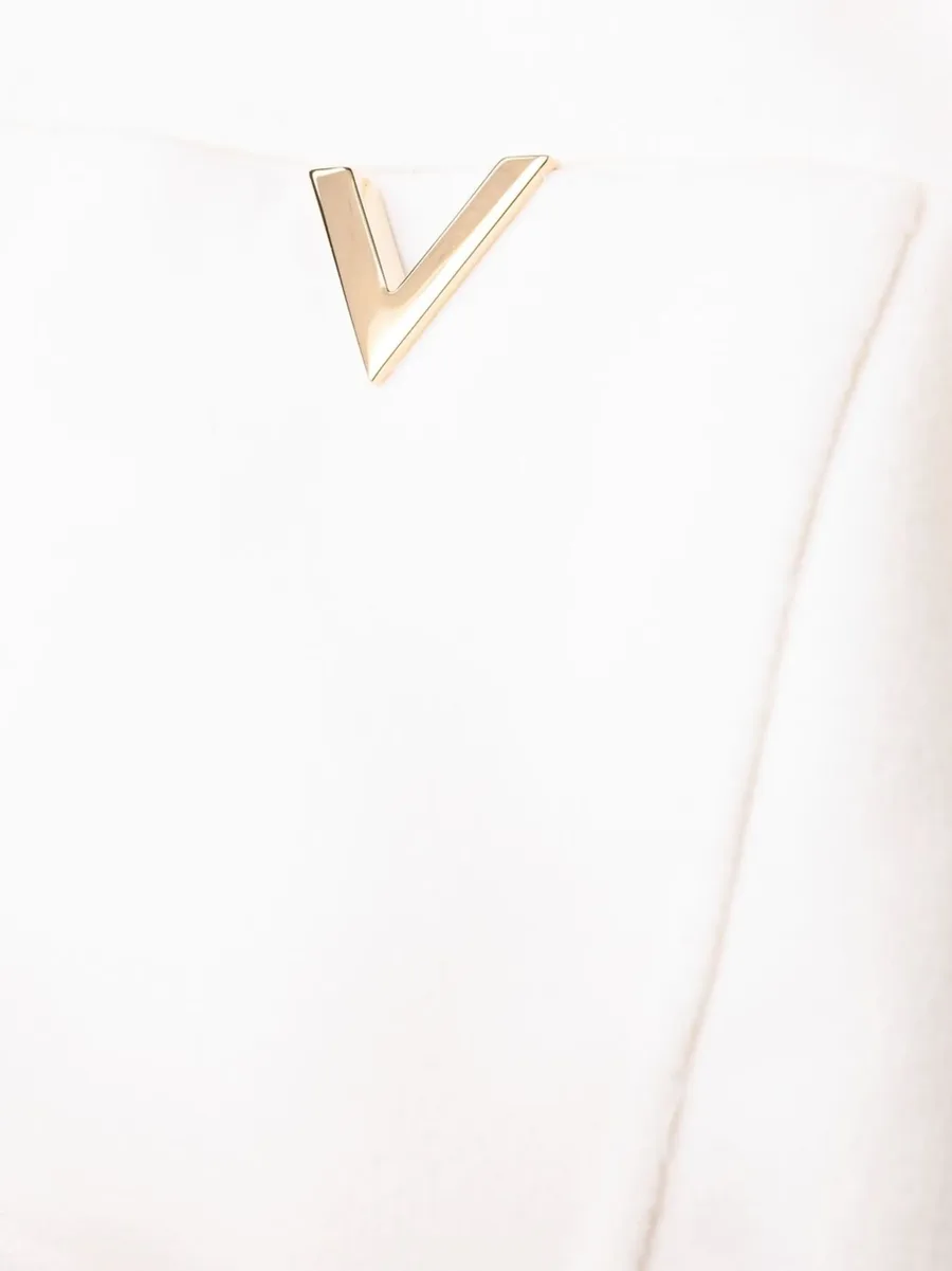 VGold hooded cape 11