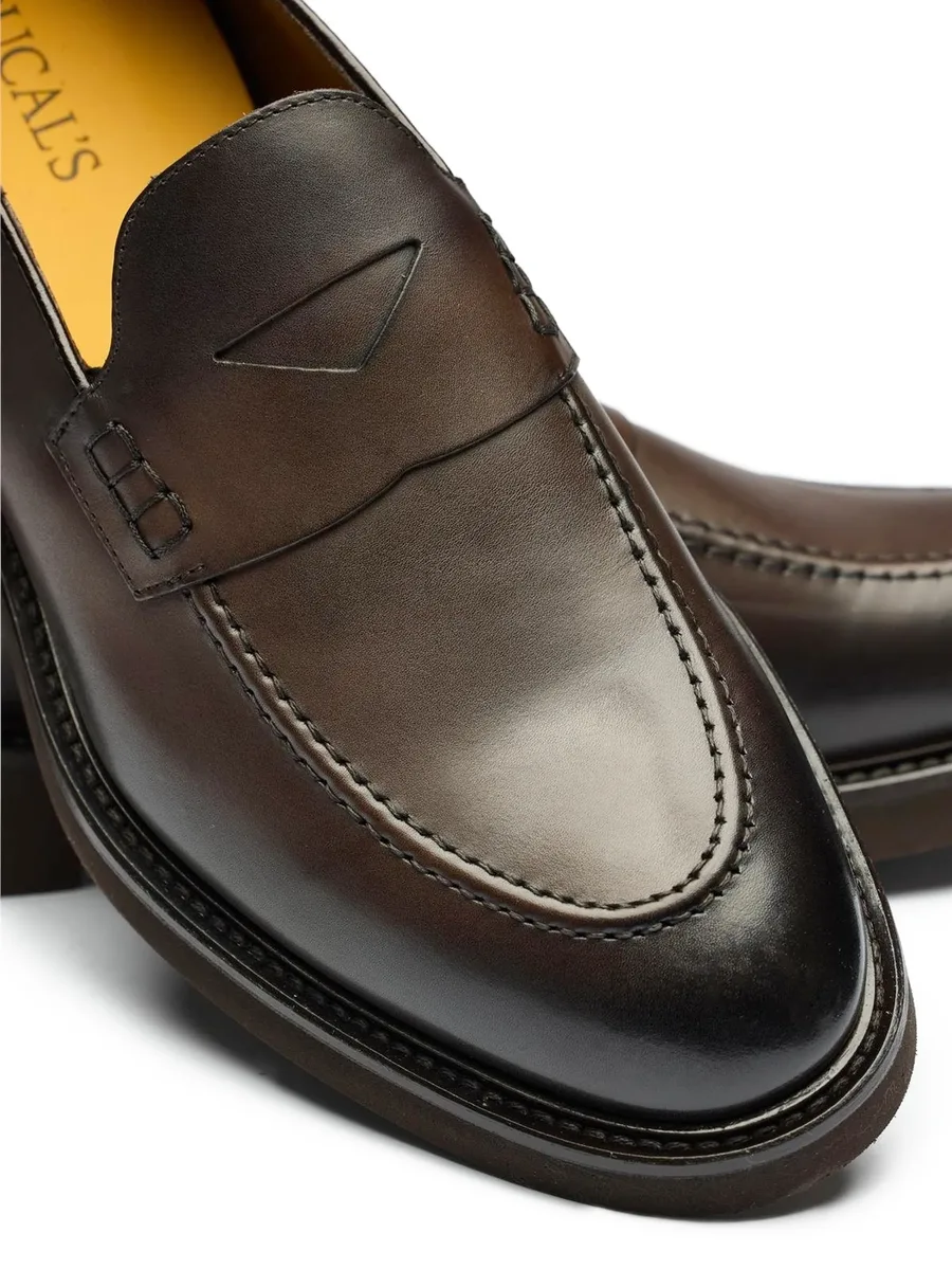 leather loafers 9