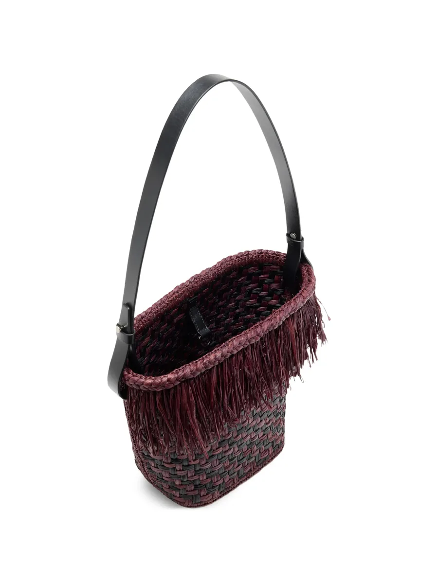 плетеная сумка-ведро с бахромой 12