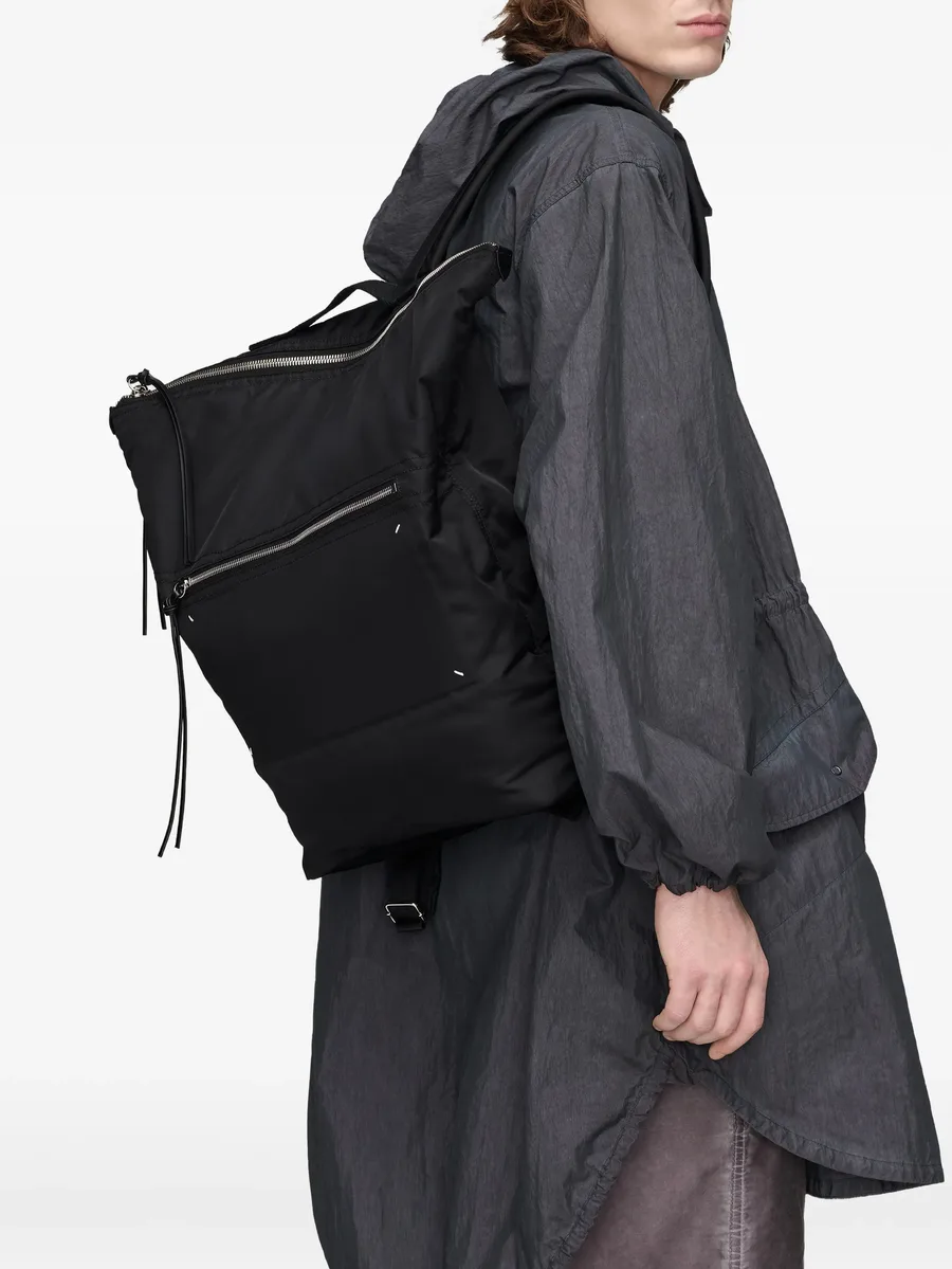 zip backpack 3