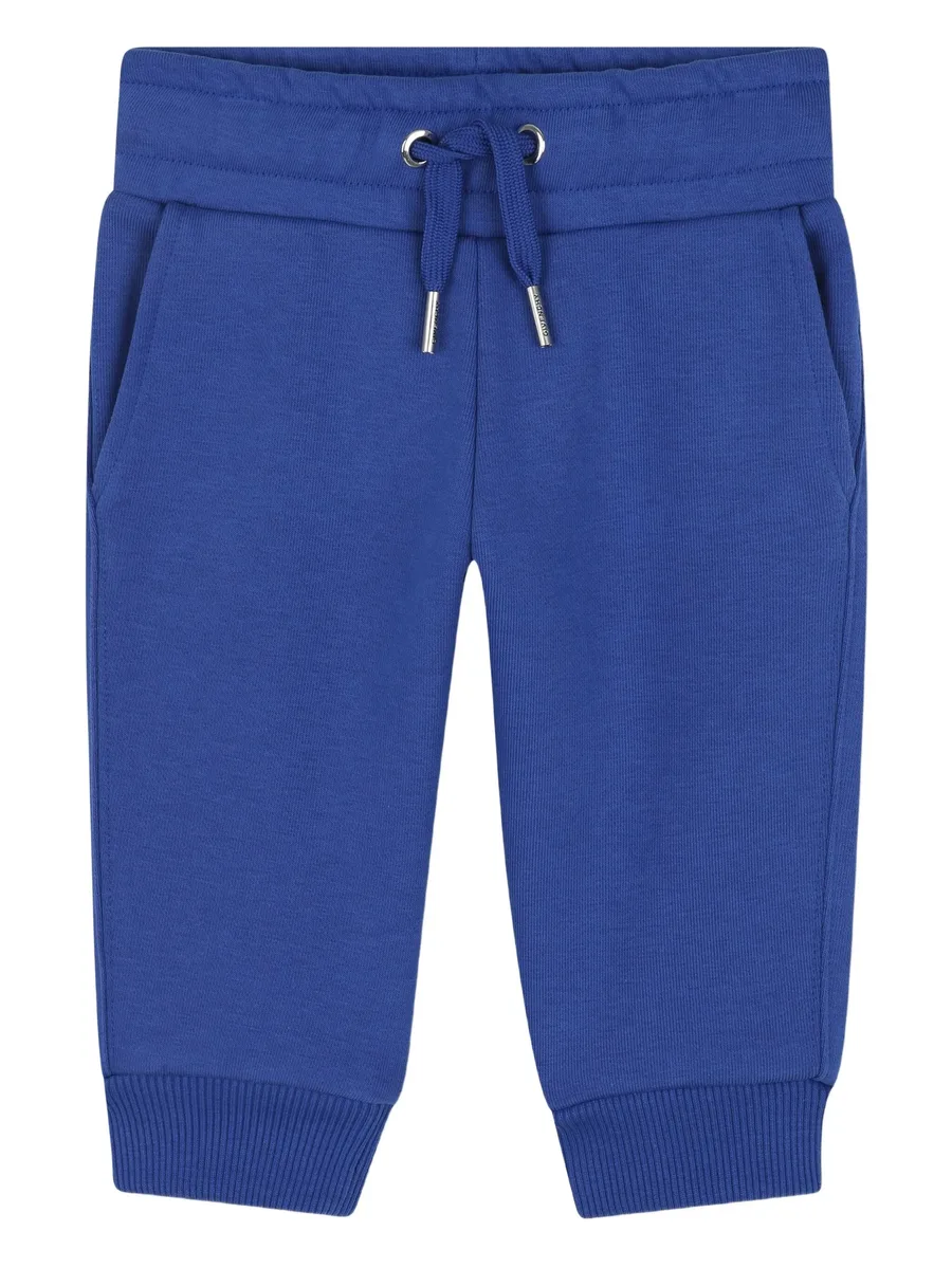 спортивный костюм с капюшоном 2