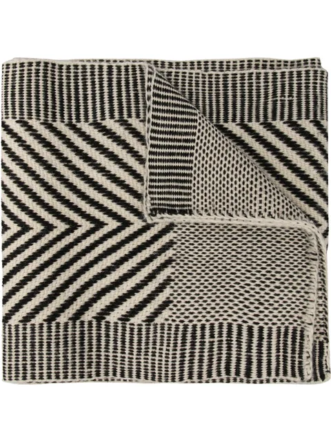 шарф Chevron
