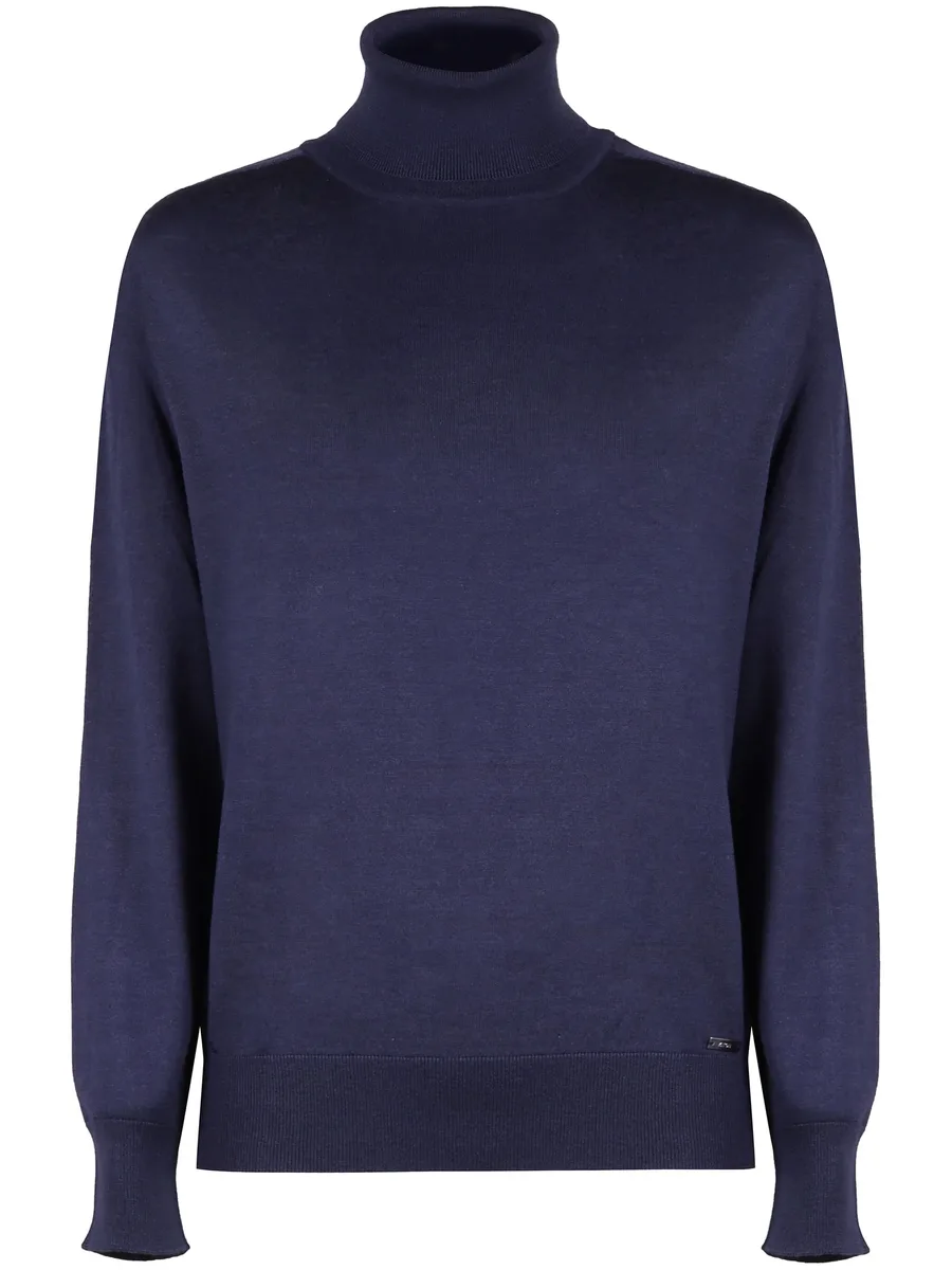 Dolcevita sweater 2