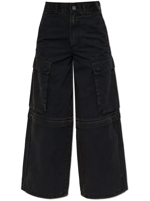 wide-leg cargo jeans