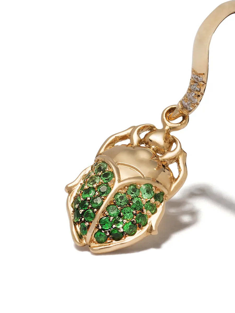 серьга из желтого золота с бриллиантами 6