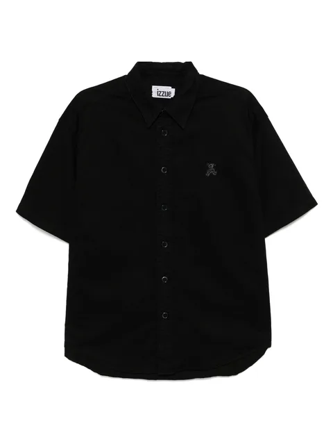 short-sleeved shirt
