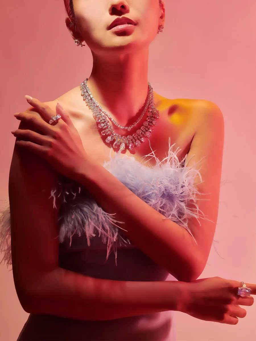 колье Spectra из белого золота с бриллиантами 6