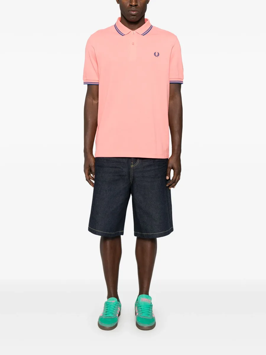 рубашка поло с вышитым логотипом из коллаборации с Fred Perry 4