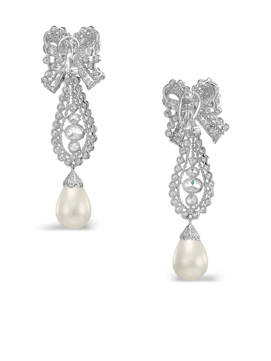 серьги Dentelle Bow из белого золота с жемчугом и бриллиантами 6