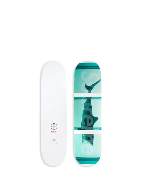 скейтборд Shark из коллаборации с Damien Hirst