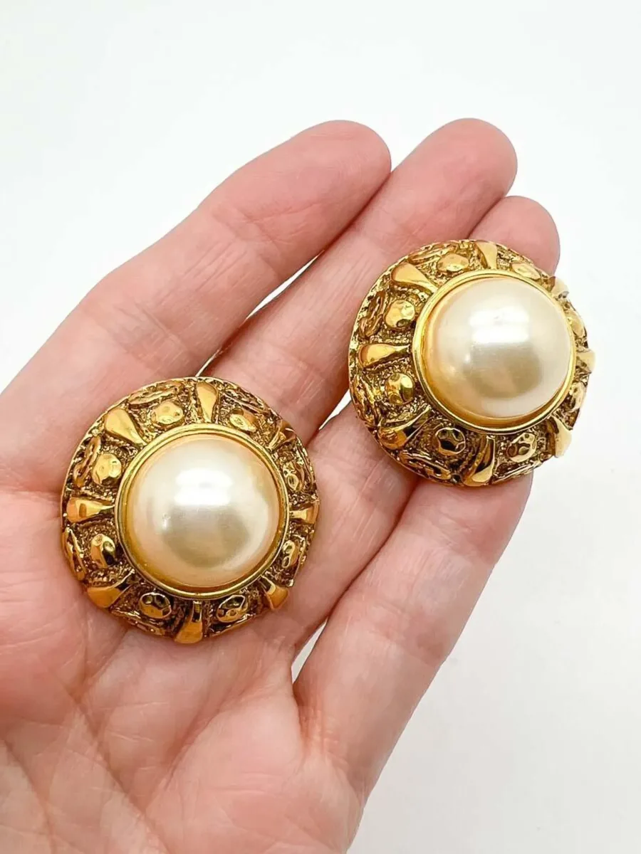 Vintage French Couture Etruscan galleried half pearl earrings 1980s 4